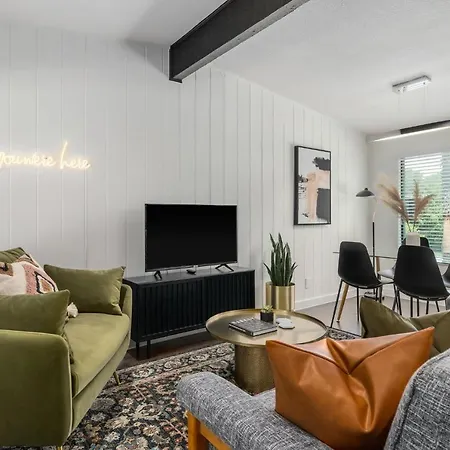 Abode Houston - Norfolk Appartamento